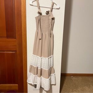 Strut & Bolt Smocked Midi Dress Women’s Size S | Beige & White Eyelet Boho